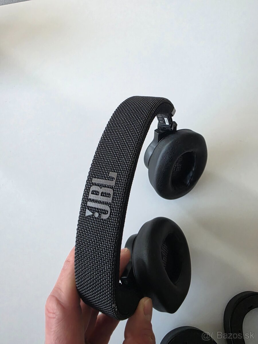 JBL Live 650BTNC - 4