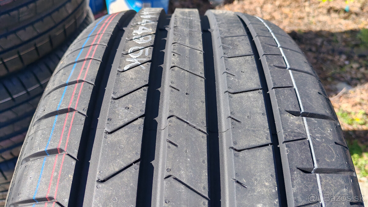Letné pneu 255/40 R20 --- PIRELLI - 4