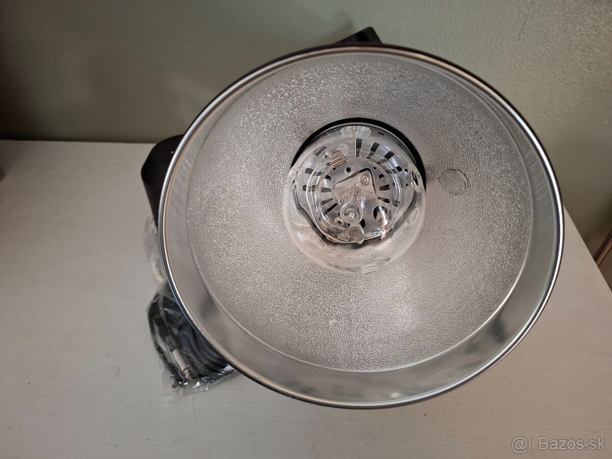 Profesionálny štúdiový záblesk - 4