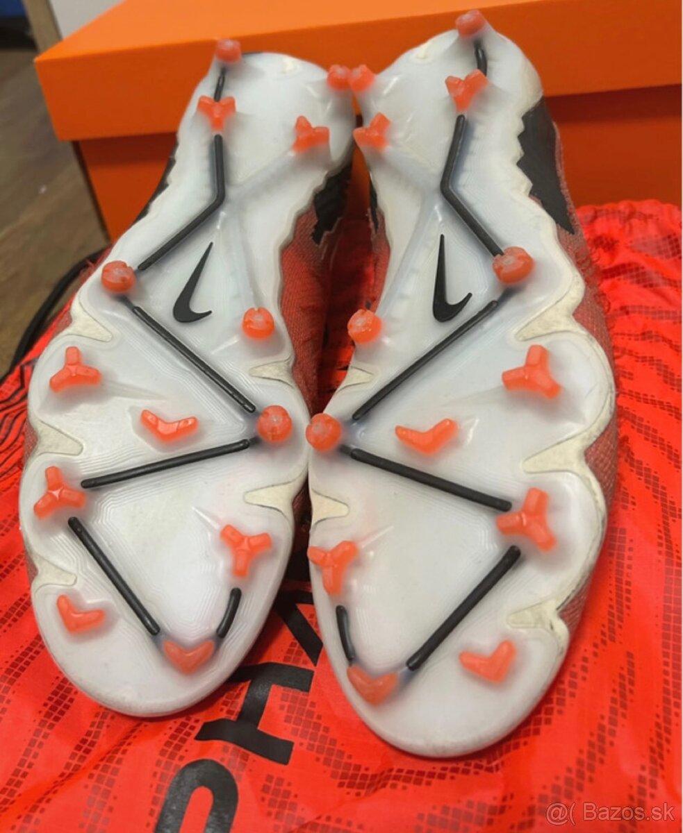 Kopačky Nike Phantom Gx Elite Fg - 4