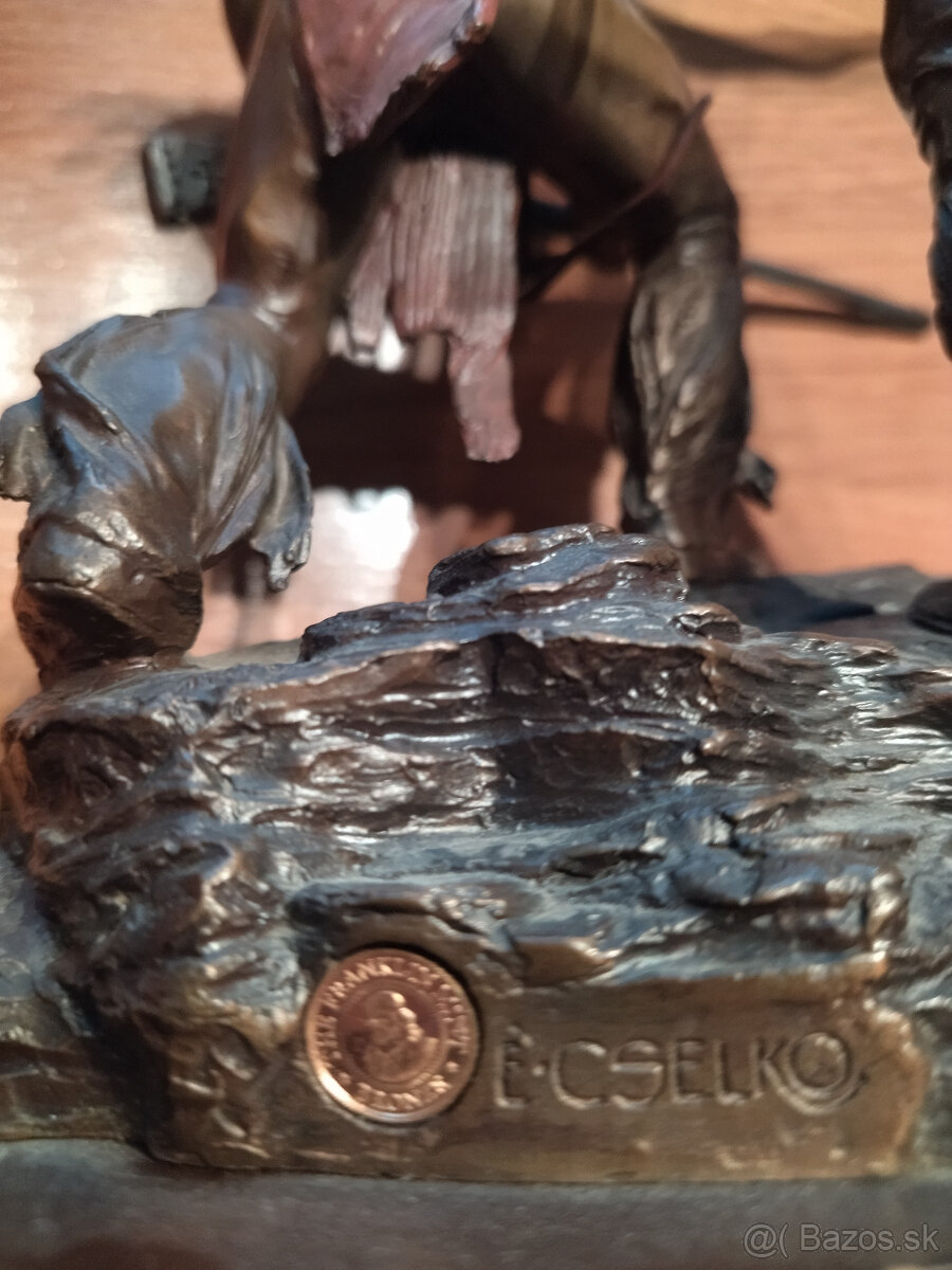 Bronze sculpture indians - intruder alert - ernie cselko - 4