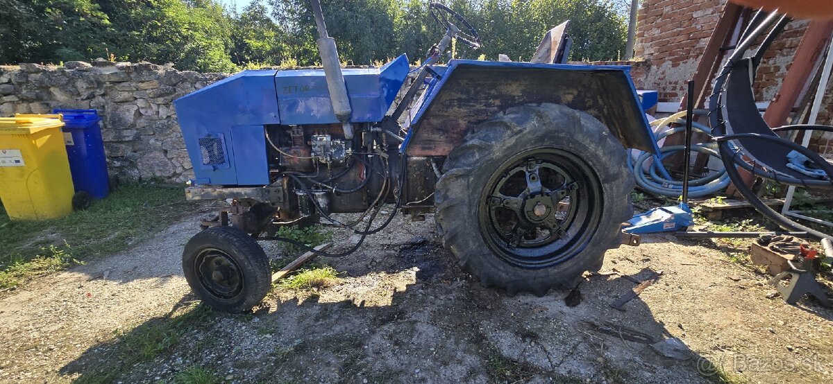 Zetor 25 /47 - 4