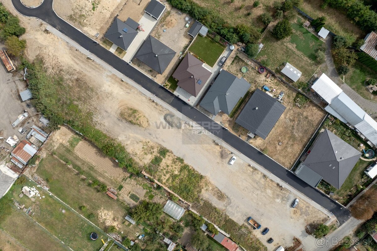 EXKLUZIVNE stavebné pozemky vedľa NOVOSTAVIEB - 4