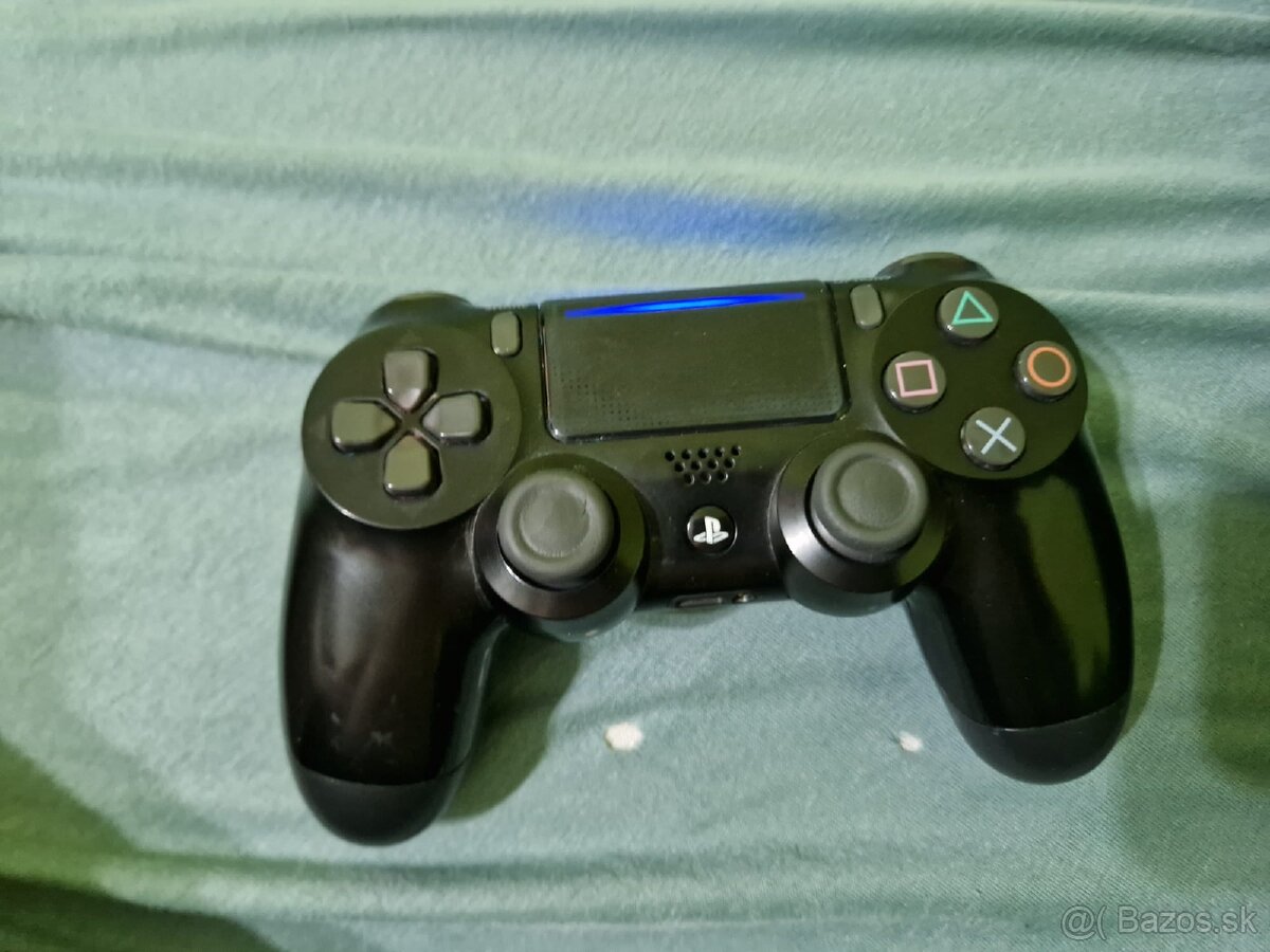 PS 4 pro - 4
