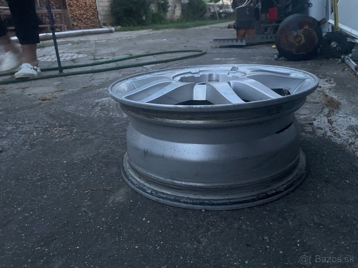 Predám elektrón SEAT R15 (Seat Leon 1) a Plechový disk R14 - 4