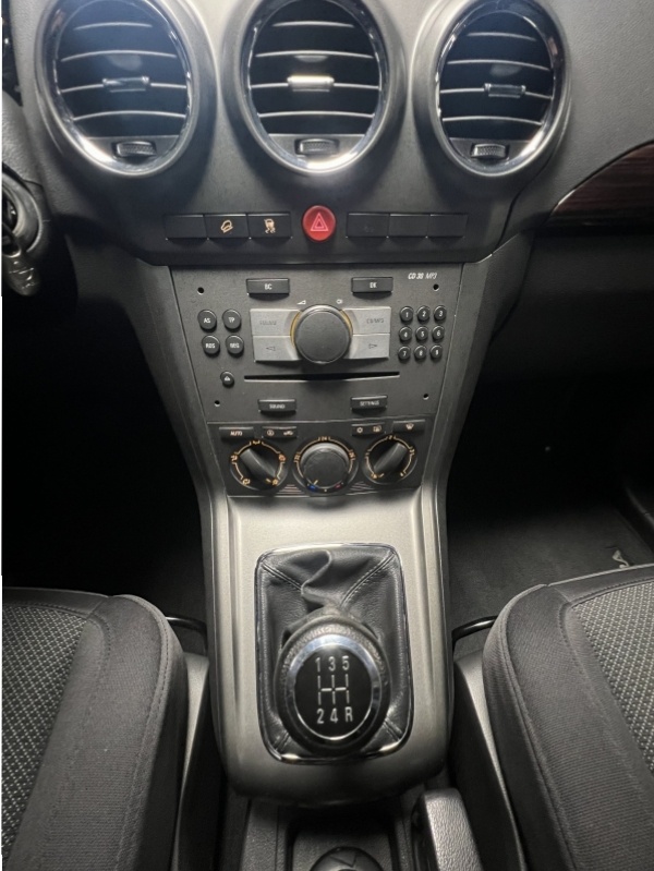Opel Antara 2.0 CDTI,predfacelift - rozpredám - 4