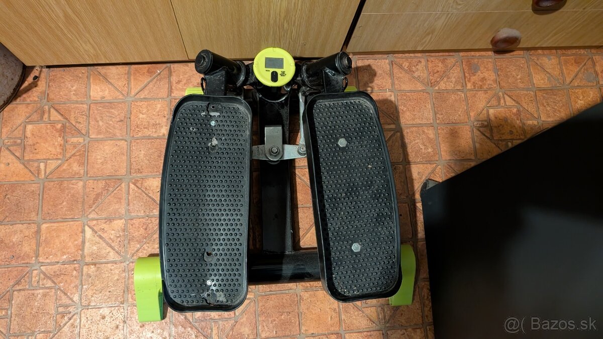 Posilnovac noh - stepper - 4