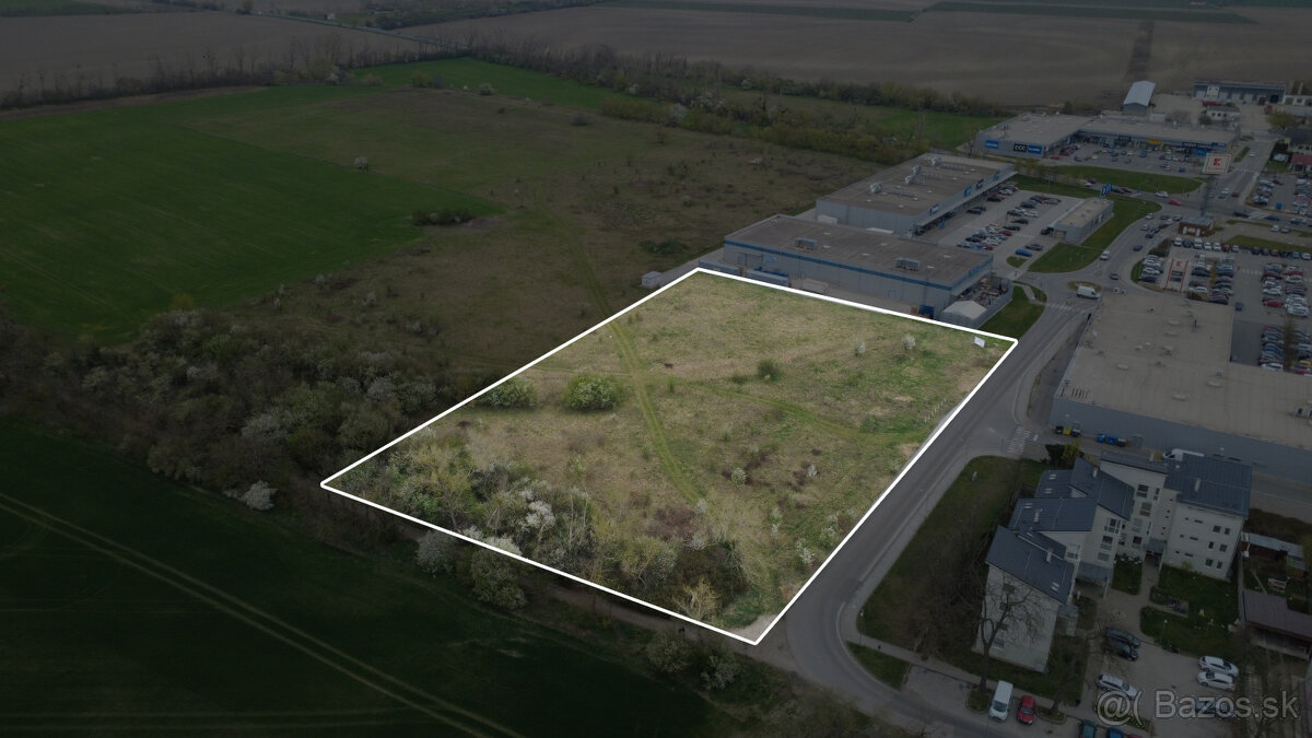 Pozemok pri BA na predaj pre polyfunkčný development - 4