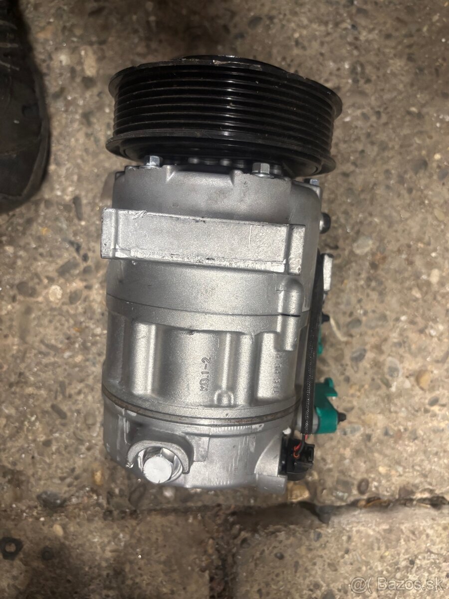 Predám klinové čerpadlo na HYUNDAI TUCSON II - 4