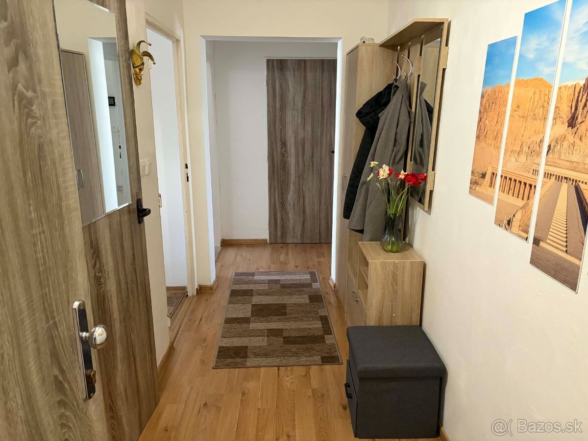 Predám 2-izbový byt, centrum sídlisko Mládež - 4