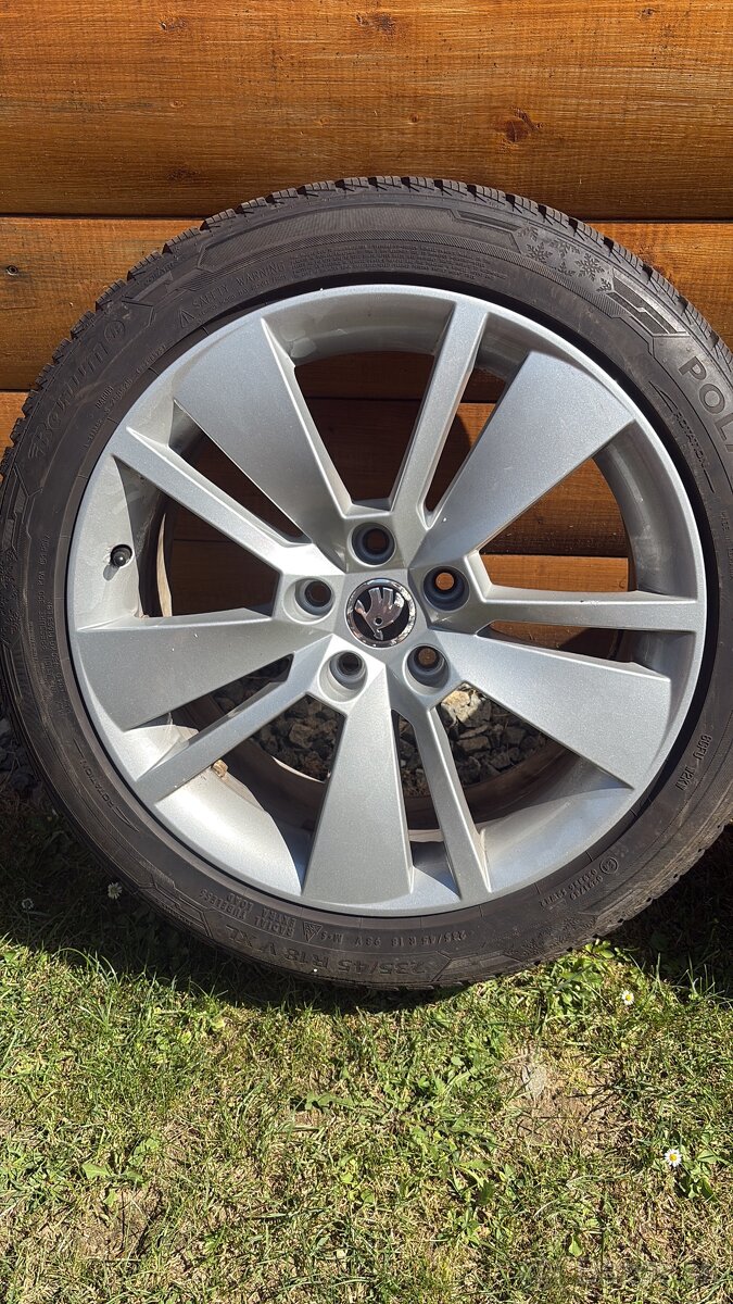 Alu disky r18 skoda superb 3 - 4