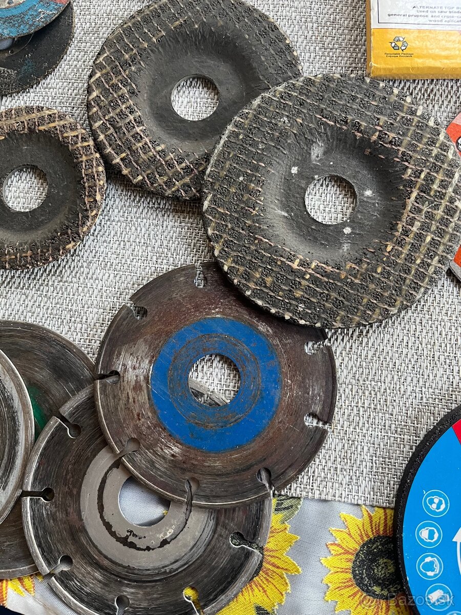 Rôzne kotúče: diamantové, rezacie a šmirgľové - 4