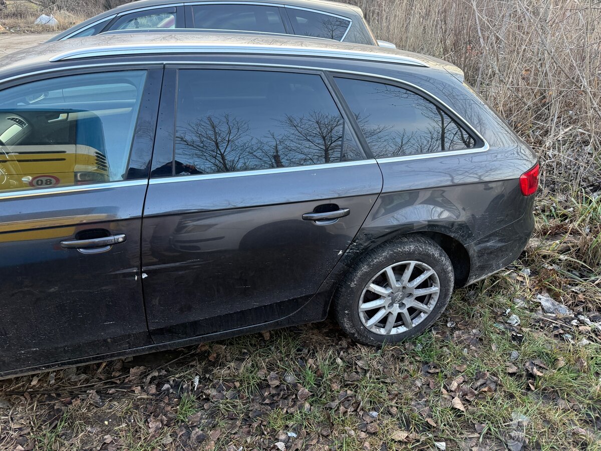 Predam nepojazdnu audi a4 2.0tdi multitronic - 4
