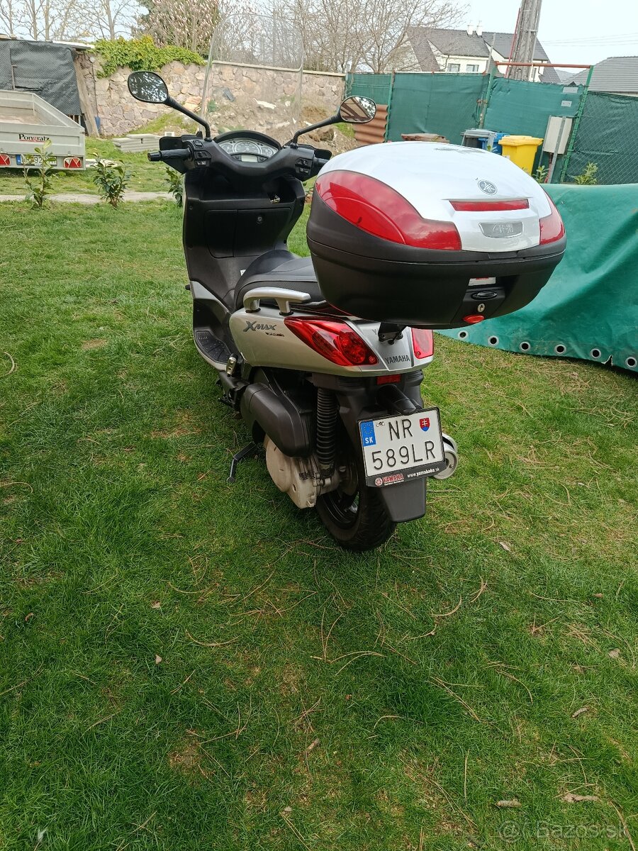 YAMAHA X MAX YP250R - 4