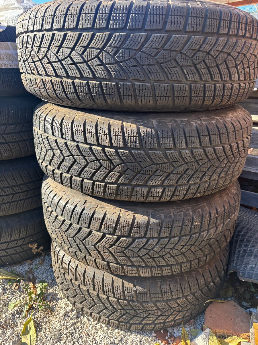 Predam zimné pneu 215/70 R16 - 4