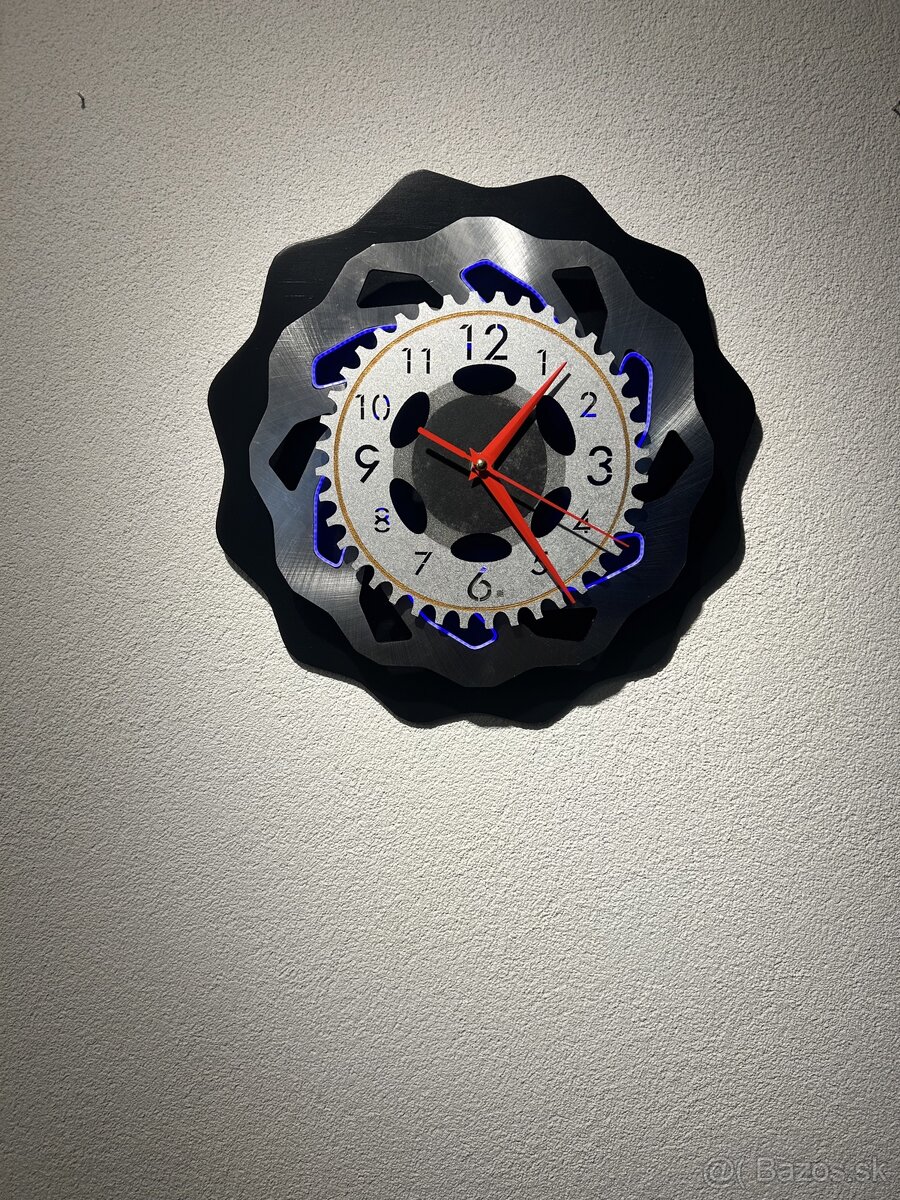 Hodinky , motohodinky, dielňa , - 4