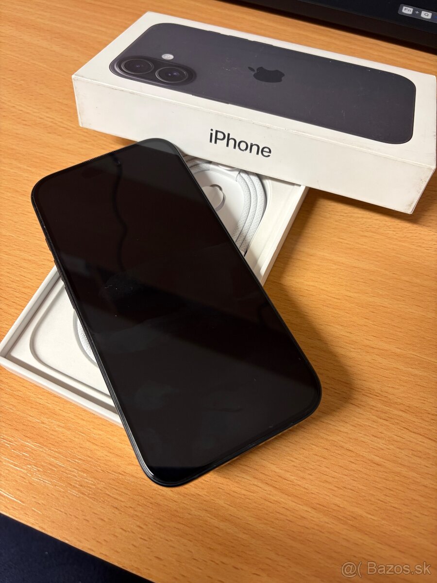 Apple iPhone 16 256GB - 4