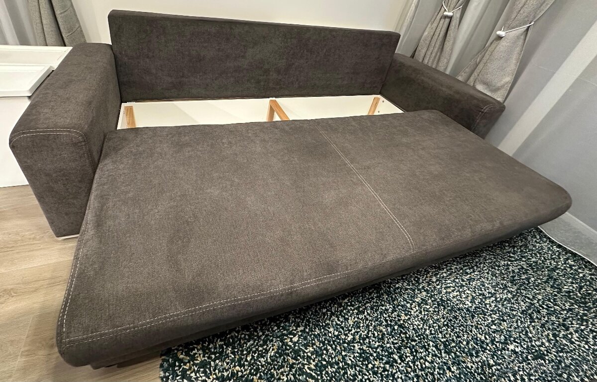 Rozťahovací gauč - 4