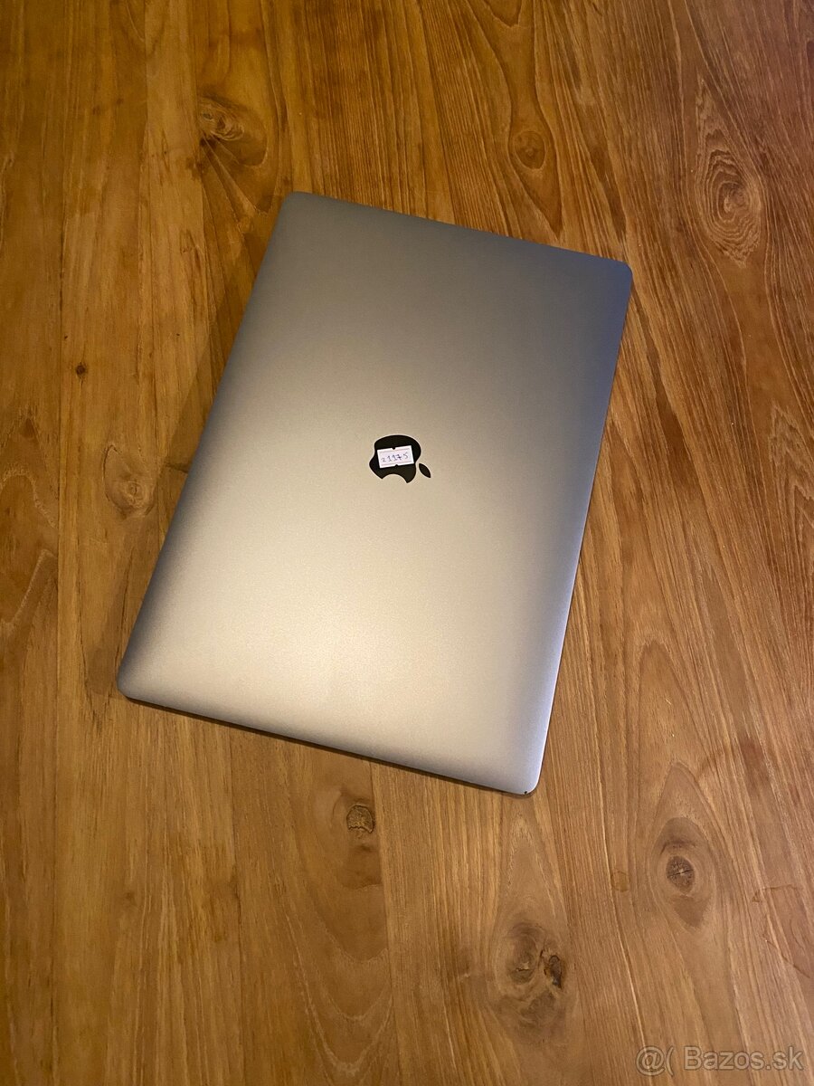 ZÁRUKA | Macbook Pro 2019 - 4