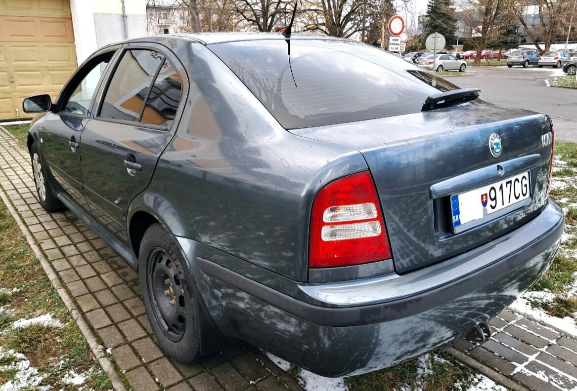SKODA OCTAVIA I 1.6 75KW - 4