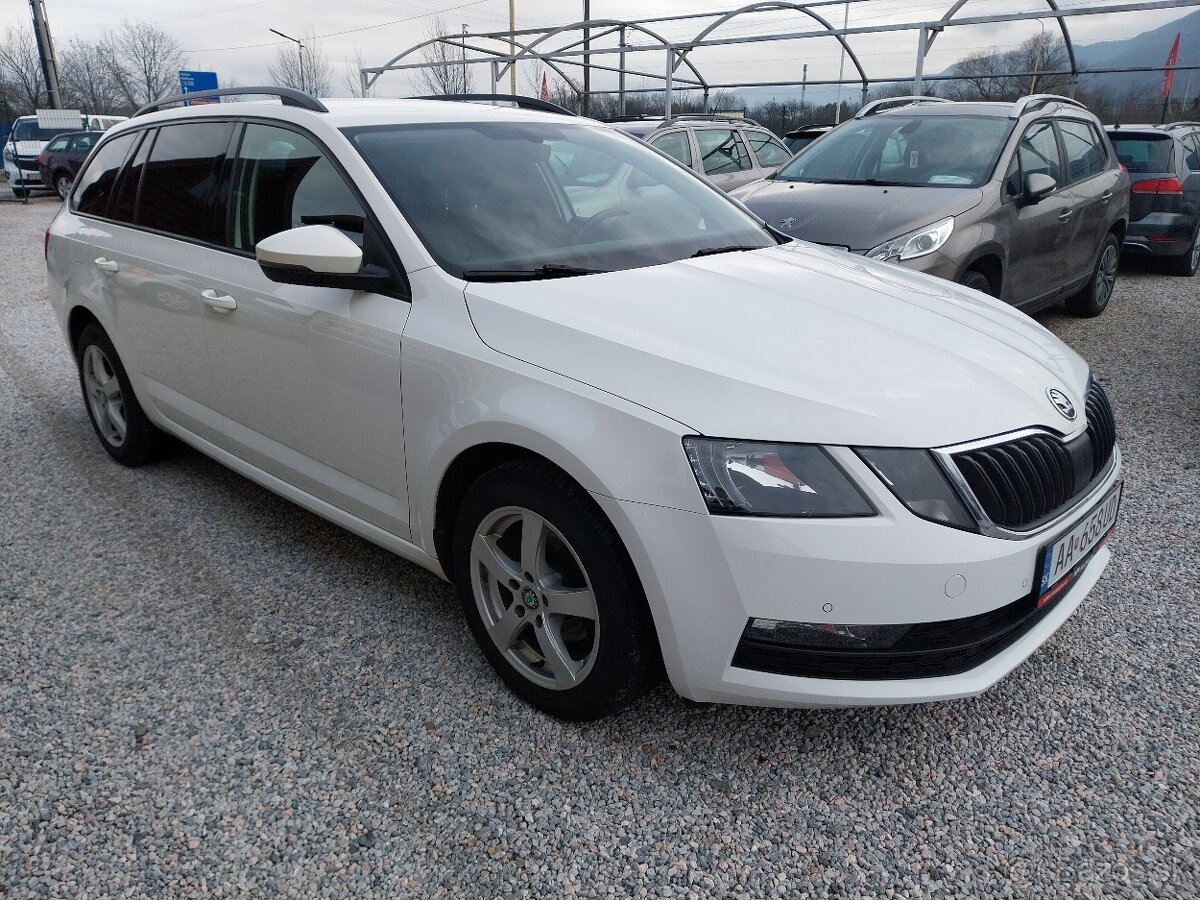 Škoda Octavia Combi 1.6 TDI 115k Ambition - 4