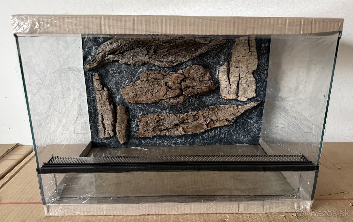 Terárium 50x35x35 s 3D stenou - 4