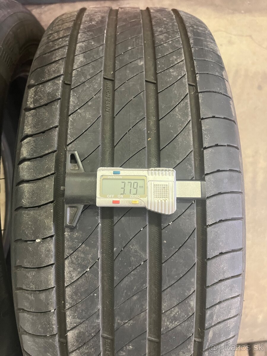 215/55R17 Michelin letne - 4