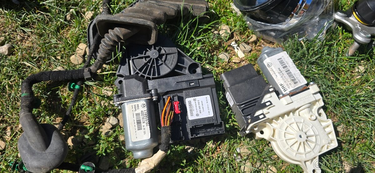 Volkswagen Touran 2010/2015 - 4