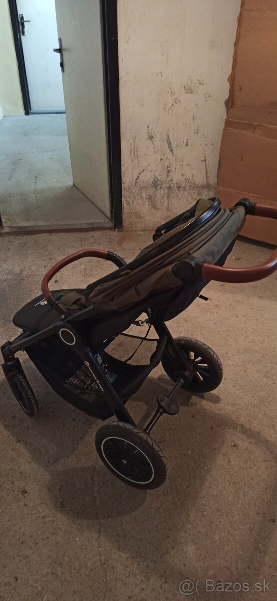 Predám kočík Petit&Mars - 4