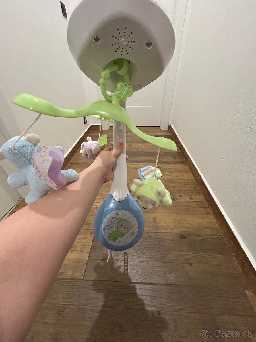 Kolotoč nad postieľku motýlik - 4