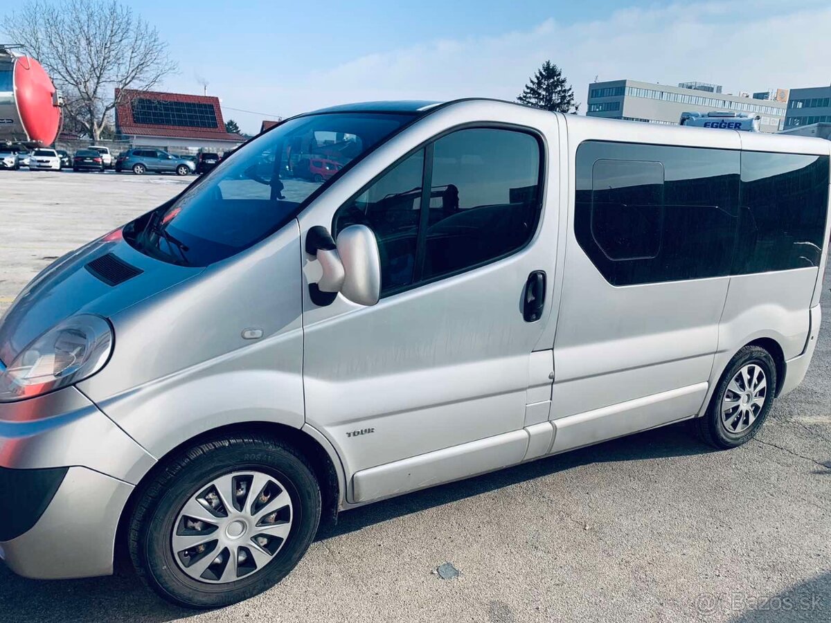Opel Vivaro 2.5 107kw TOUR - 4