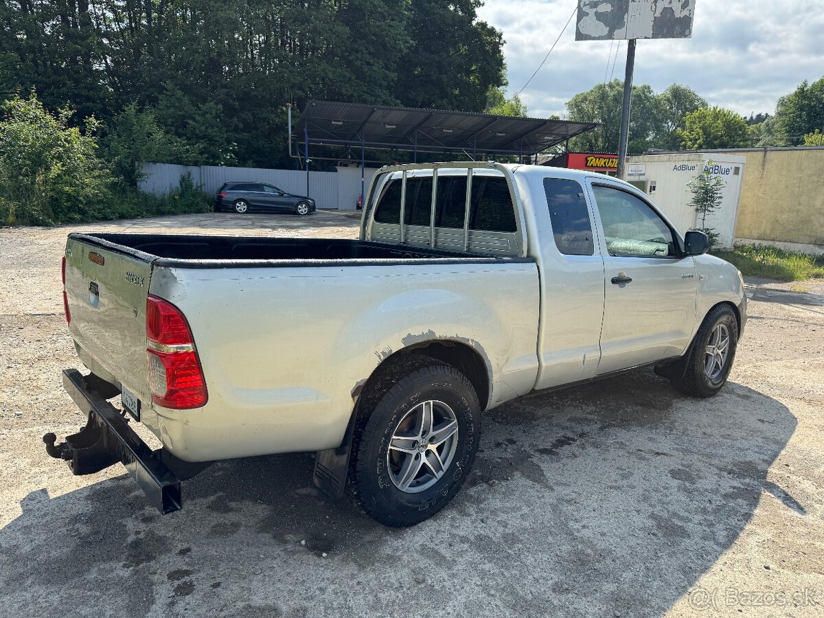 Toyota Hilux KUN15 2.5TD