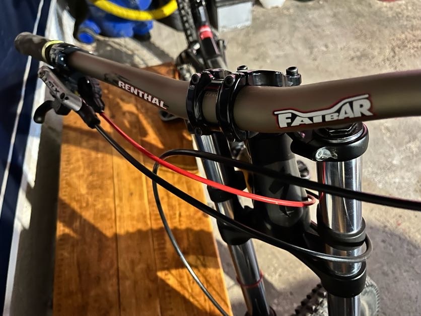 Predám Specialized Bighit M - 4