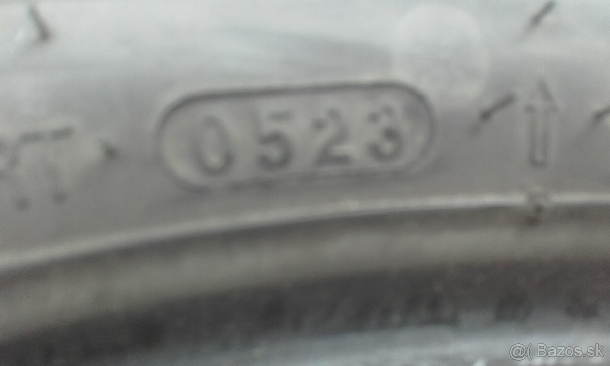 225/55/17 zimne Kumho - 4