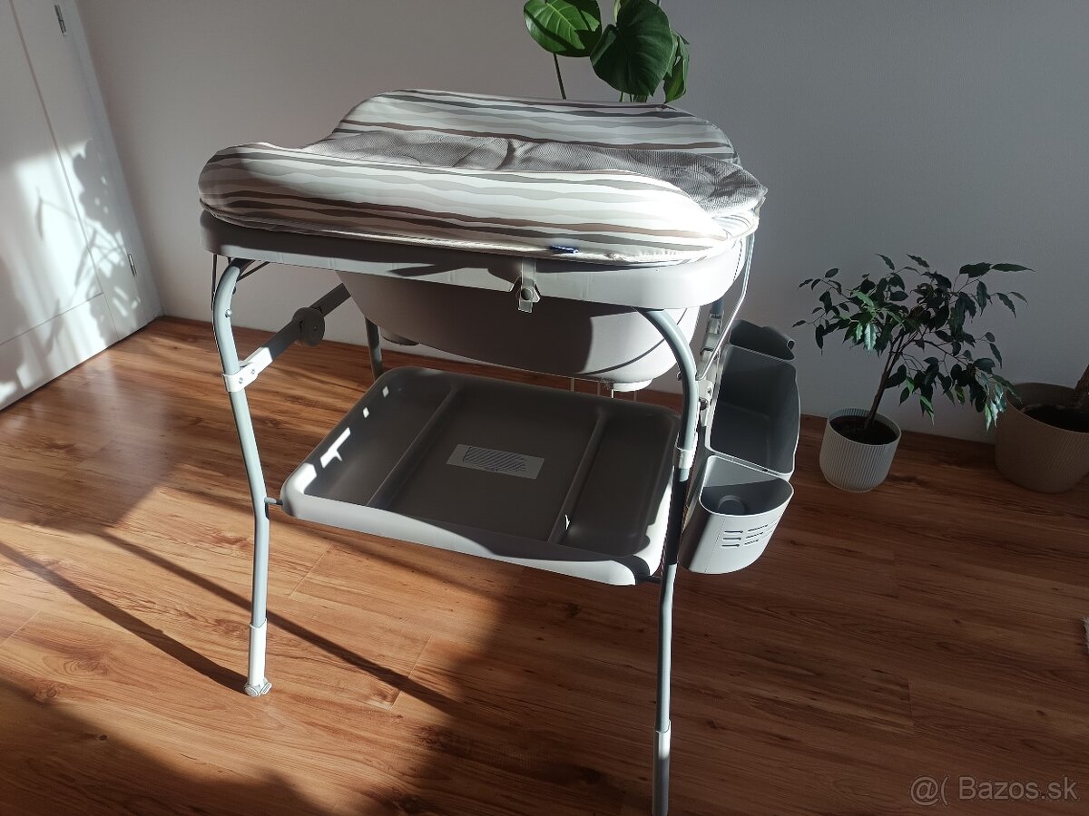 Predám prebaľovaci pult Chicco - 4