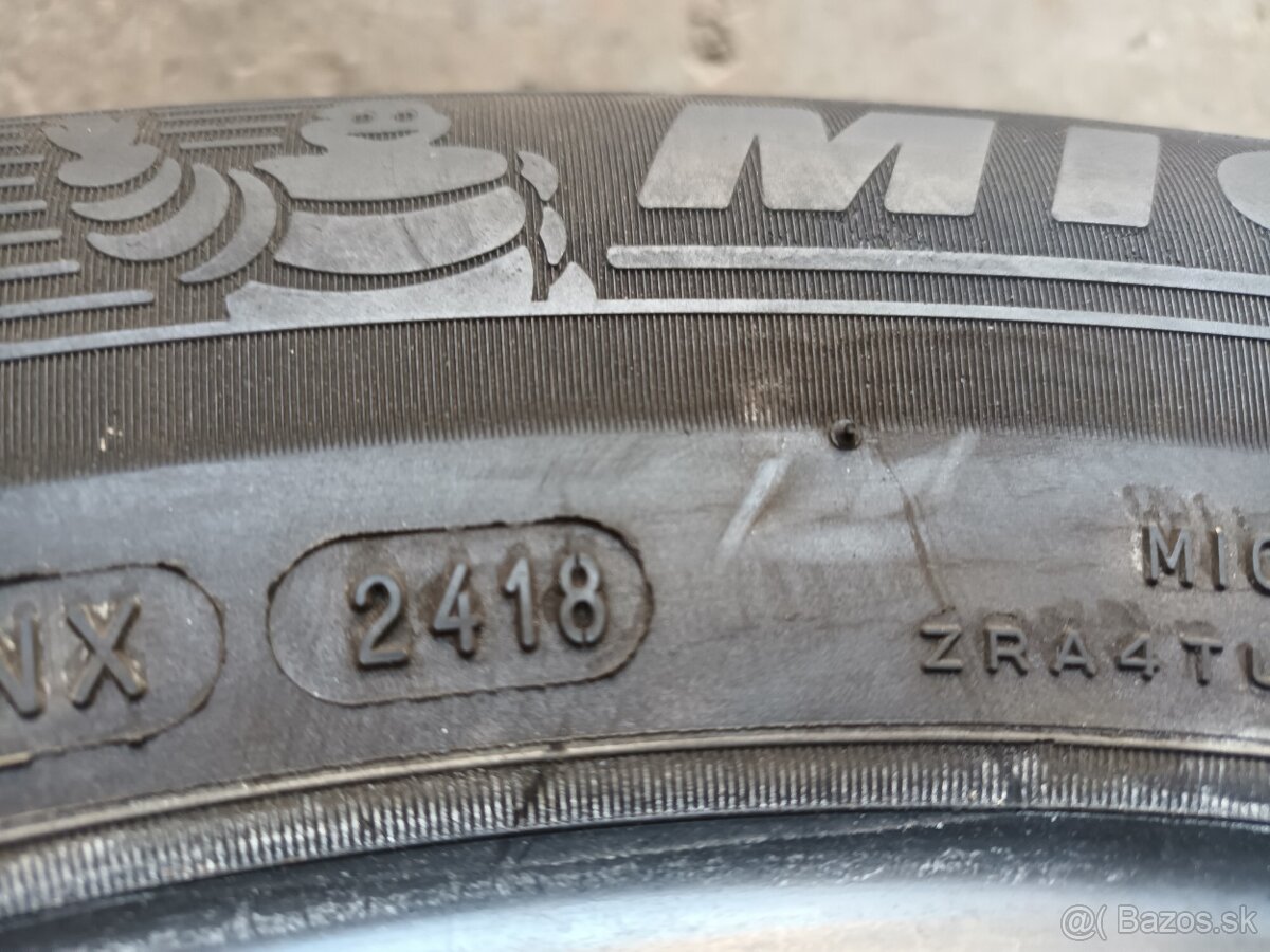 Zimné 215/60 r16 Michelin - 4