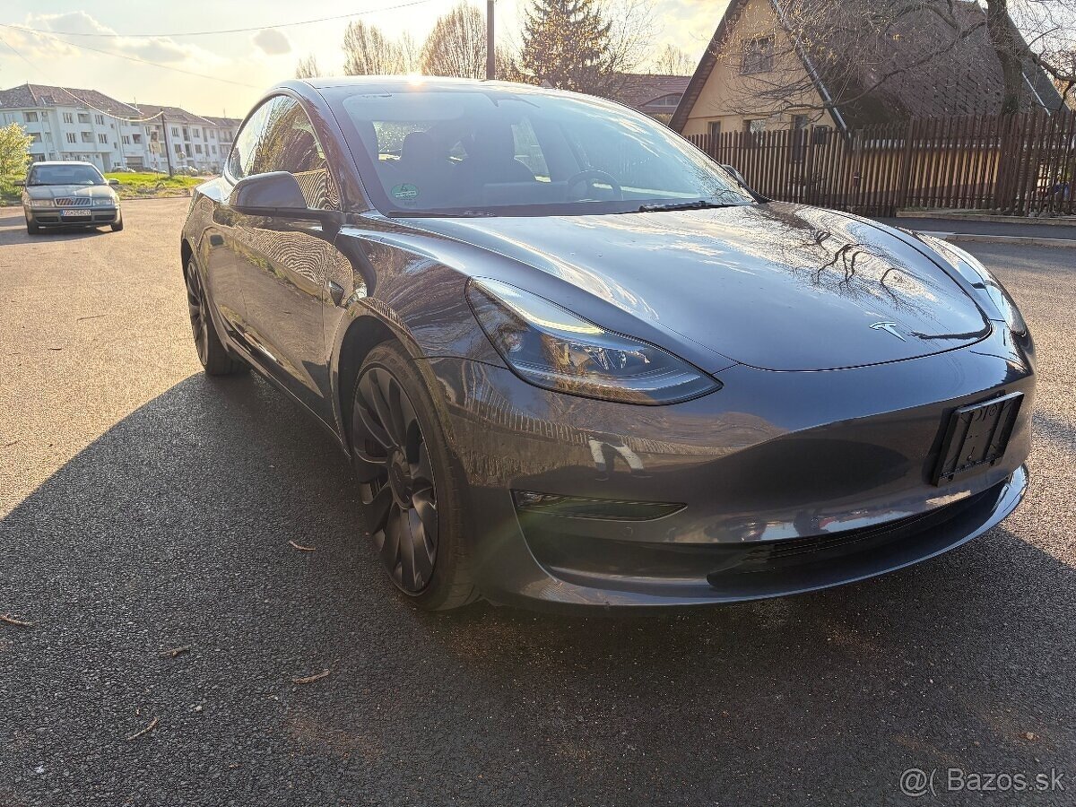 Tesla model 3 Performance Dual Motor AWD 377 kW - 4