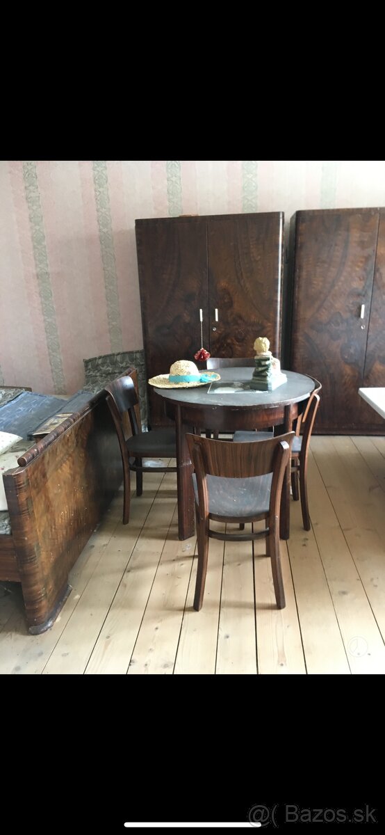 Predaj 80 rocnej spalne - 4