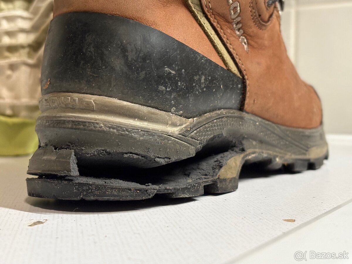 Turisticke topanky Lowa - 4