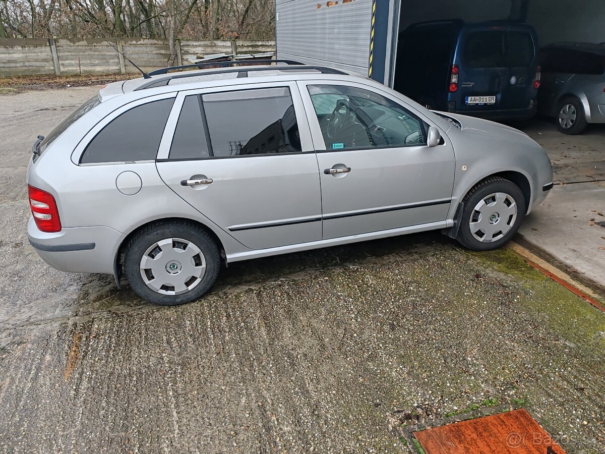 predám škodu fábiu - 4