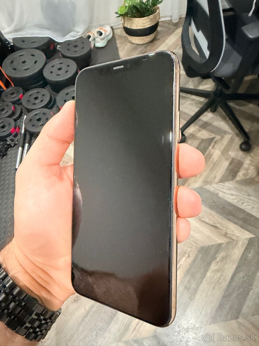 Predam Apple iPhone 64GB Pro Max Gold - 4