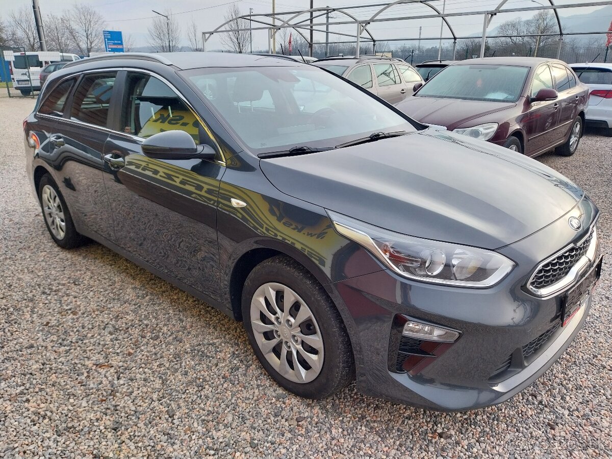 Kia Ceed SW 1.6 CRDi Silver - 4