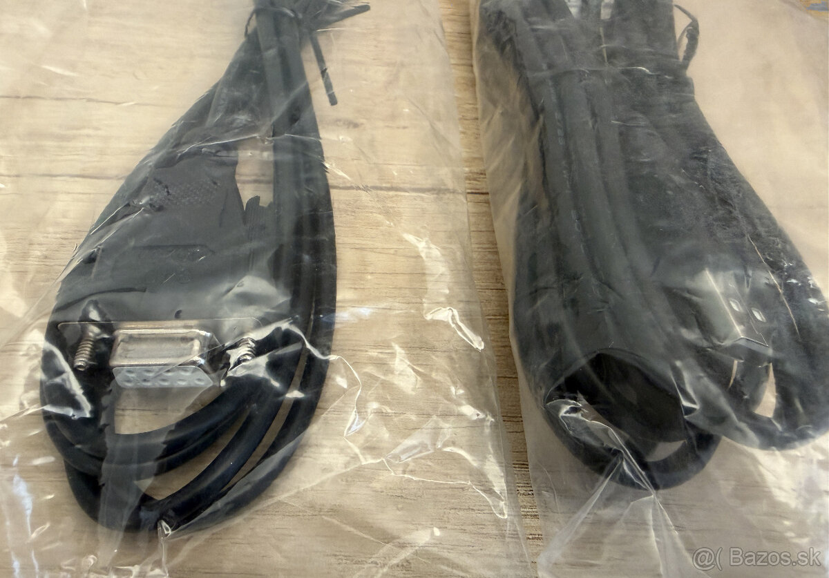 Predám komunikačné káble k UPS APC - USB alebo Serial - 4