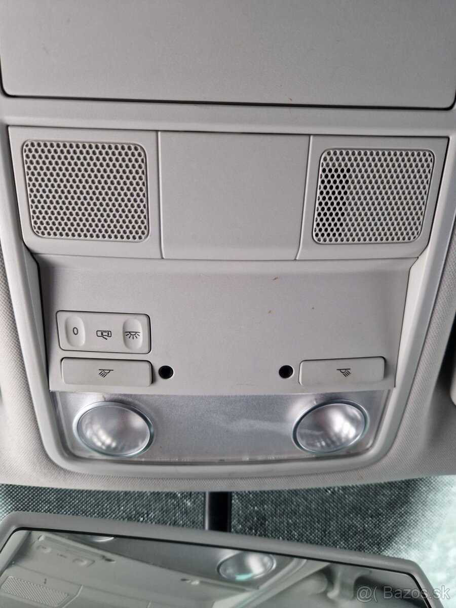 Diely interieru Škoda Octavia 2 - 4