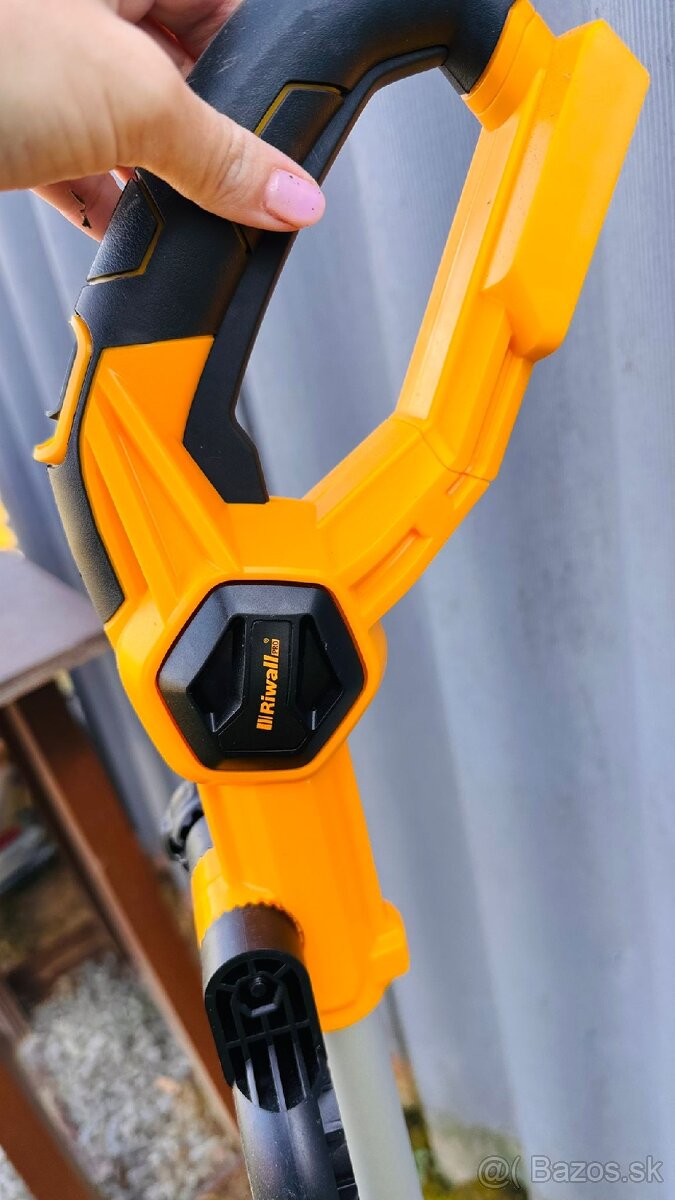 Riwall aku pila + aku kosačka - 4