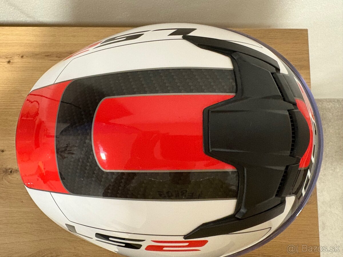 Integrálna prilba na motorku - 4