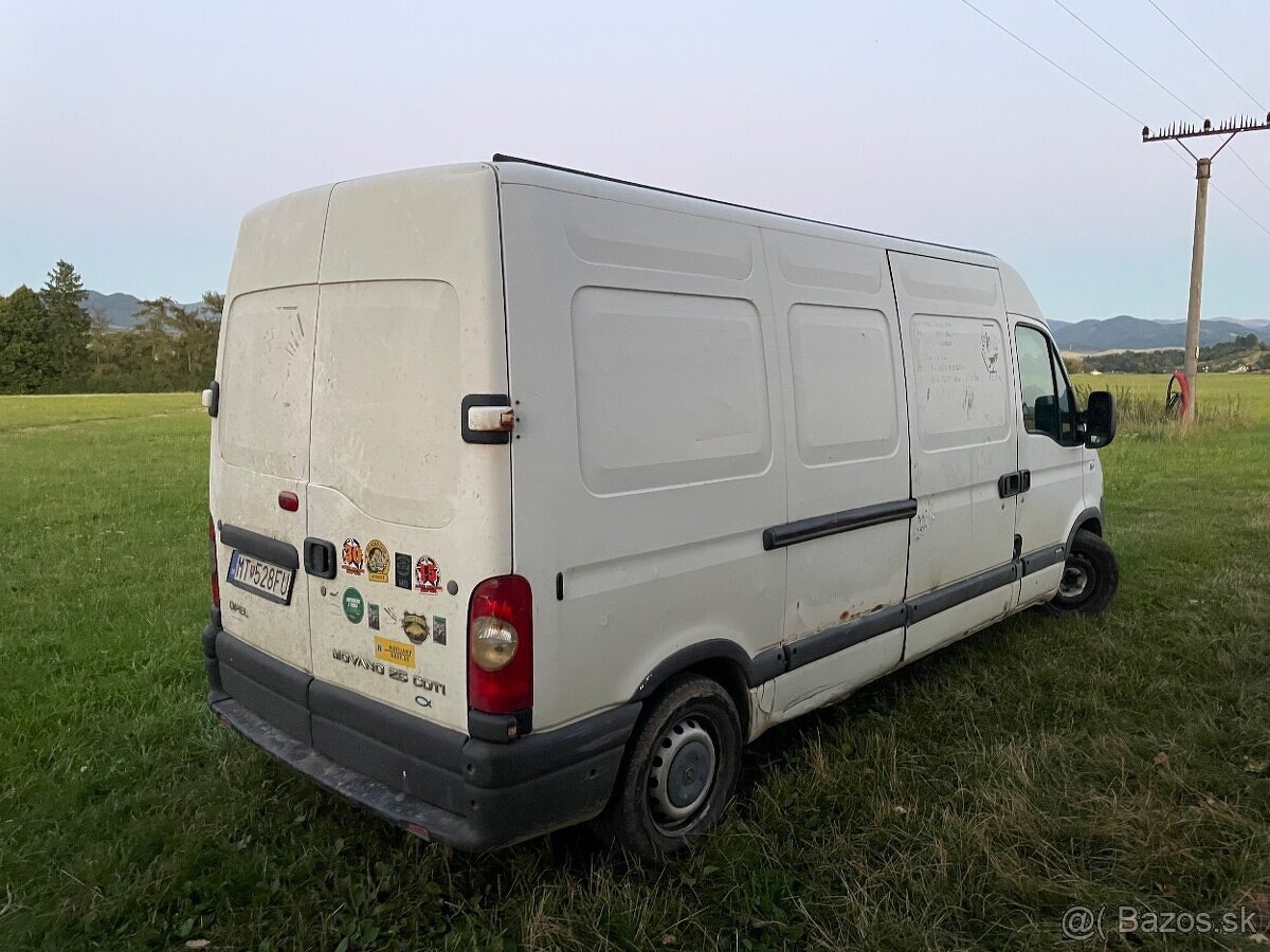 Opel Movano 2,5 - 4