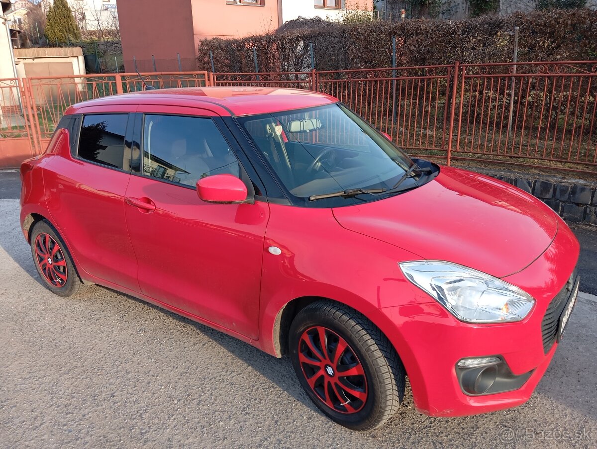 Predám Suzuki Swift 1.3,rok 2017 66kw benzín - 4