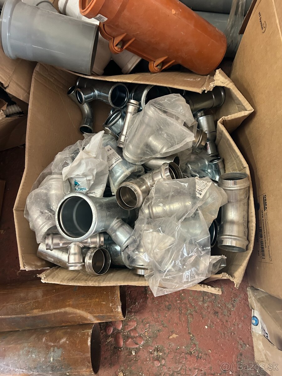 Rôzny inštalatersky material - 4