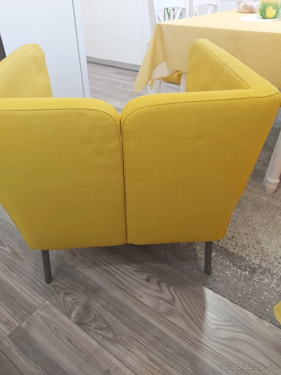 Velmi pekne zlte kreslo - Ikea EKERO Skiftebo - 4